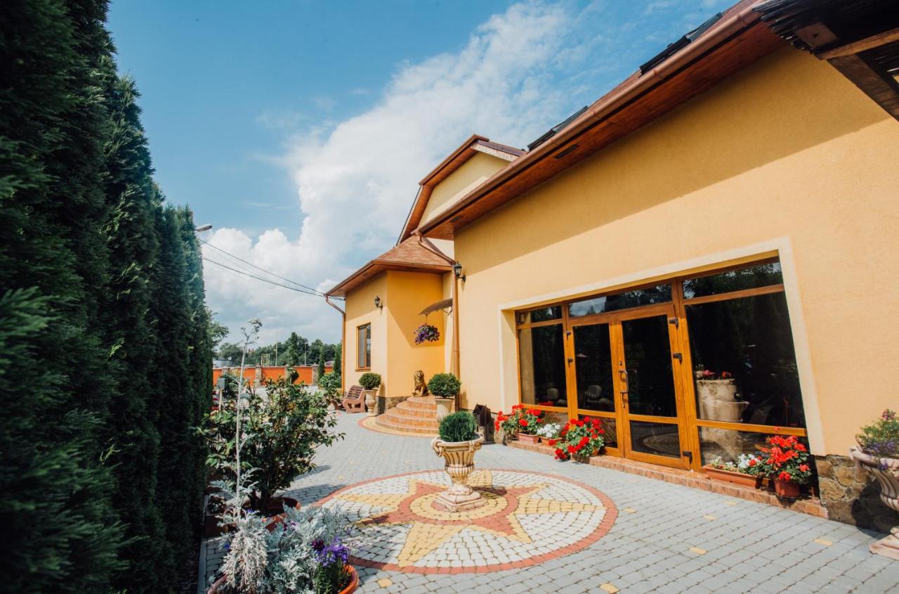 Sunrise Boutique Hotel Berehowe Exterior foto